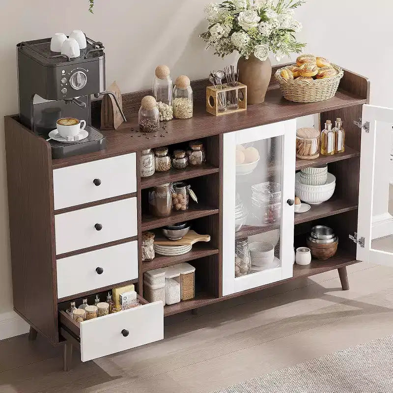 Credenza in noce/legno color legno con ante in vetro, cassetti e ripiani regolabili